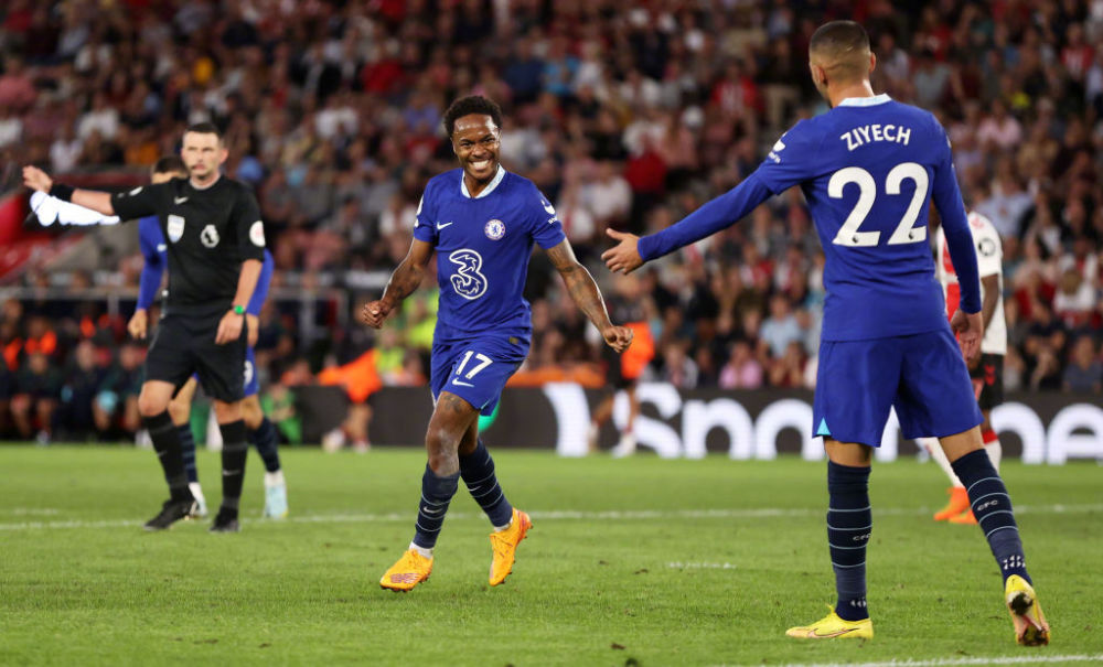 维尼修斯晒观看解放者杯决赛照片，随后庆祝母队弗拉门戈夺冠