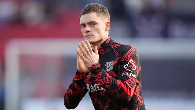 看看这些孩子踢球有没有西班牙味。 留洋联队VS萨瓦德尔友谊赛